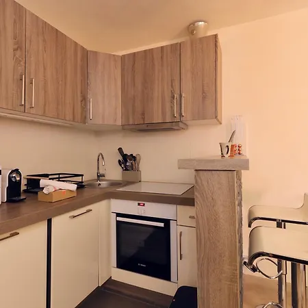 Renove A 1850, Skis Aux Pieds, 4 Pers, Parking Inclus - Fr-1-575-247 *